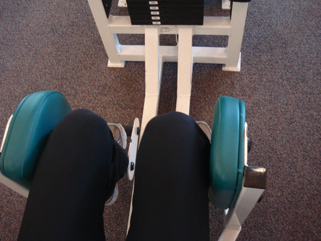 abductor-adductor-knee-machine