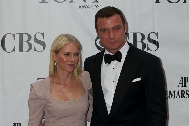 Naomi Watts, beige dress, Liev Schreiber, tuxedo