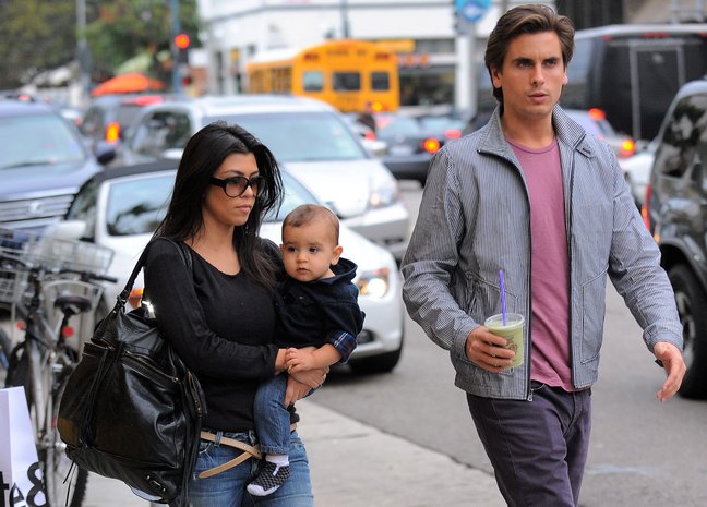 Kourtney Kardashian, jeans, tan belt, black bag, sunglasses, black shirt, Mason Disick, Scott Disick