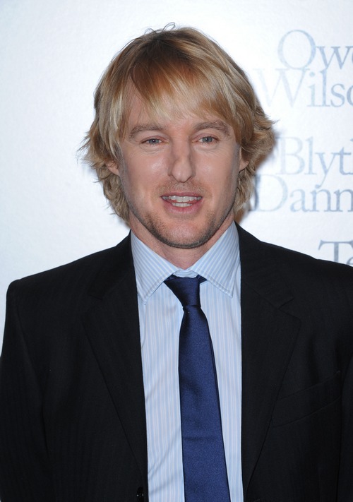 Owen Wilson, suit, blue suit