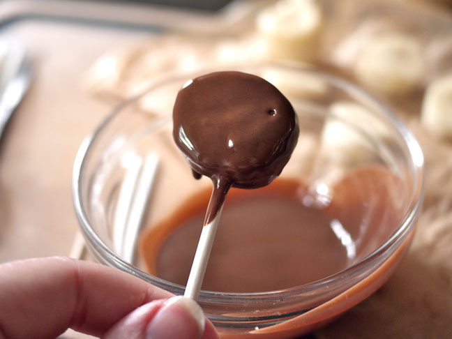 Chocolate Banana Pops Dipping