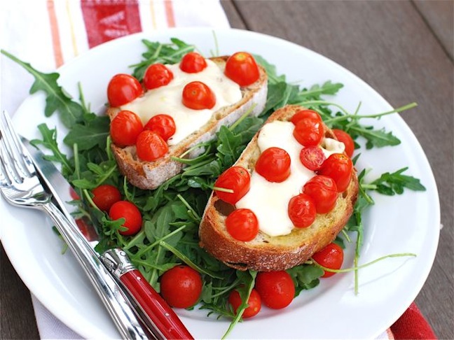 tomato and fontina bruschetta