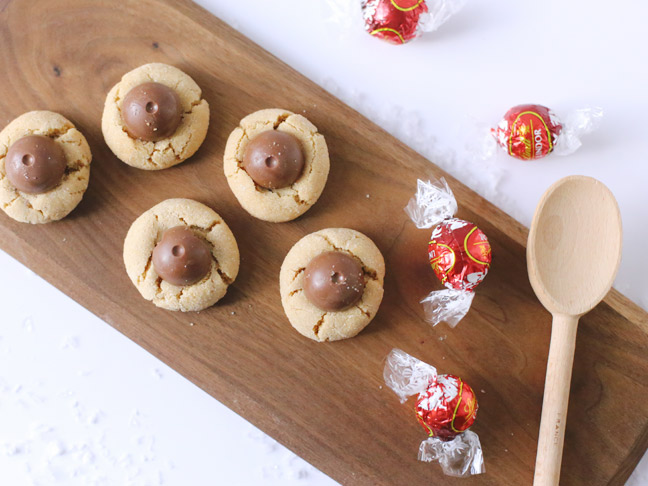 Lindt-LINDOR-Milk-Truffle-Cookies-5