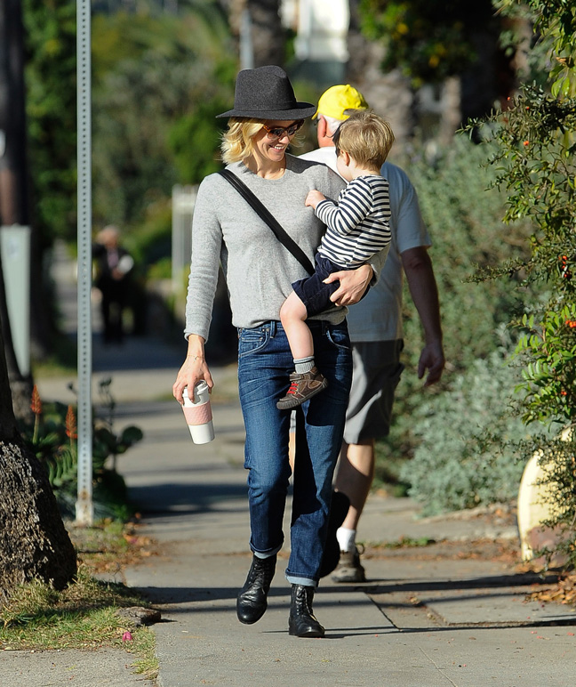 january-jones-wearing-hat-with-child