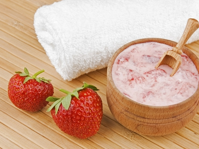 strawberry-facial