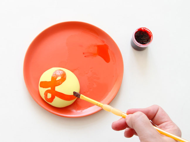 Hand painted cookies as unique place cards for Thanksgiving