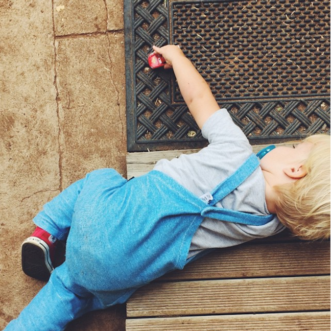 How to take great pictures of your kids this Christmas - Patchwork Cactus