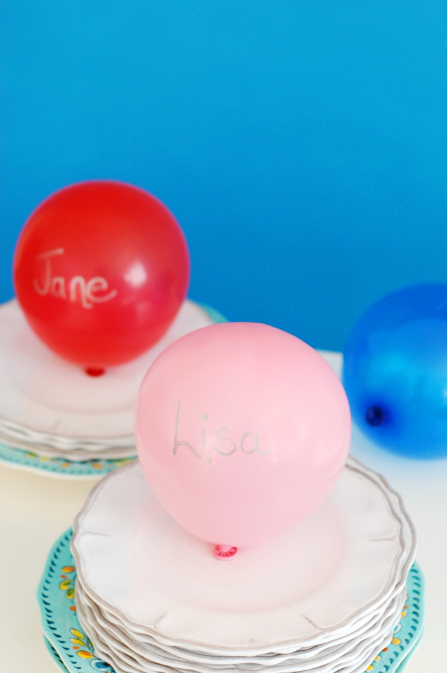 balloon place cards