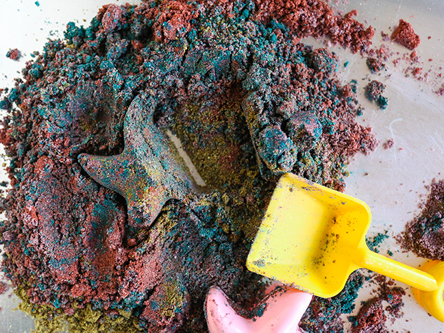 DIY Kinetic Sand To Make With The Kids