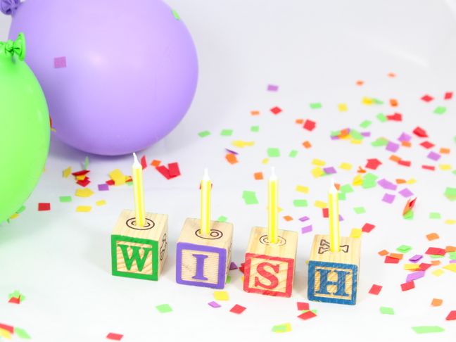 wish letter block candles confetti