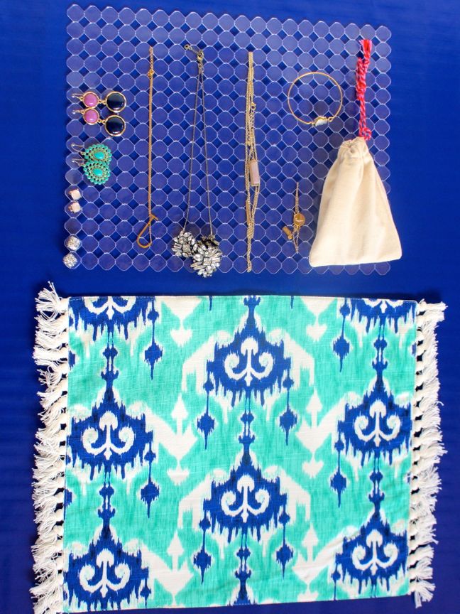 diy-travel-jewelry-case-with-sink-mat-and-colorful-blue-ikat-placemat