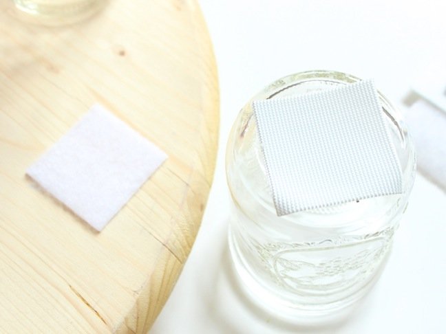 velcro-on-a-wood-round-and-mason-jars velcro-on-a-wood-round-and-mason-jars