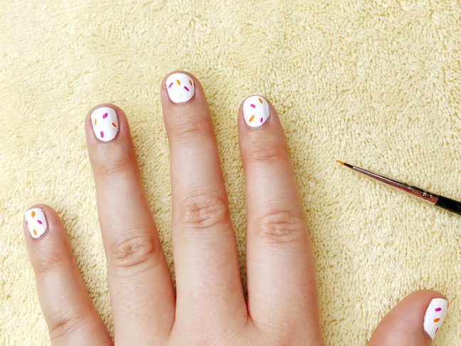 Spruce Up Your Nails With These DIY Summer Manis