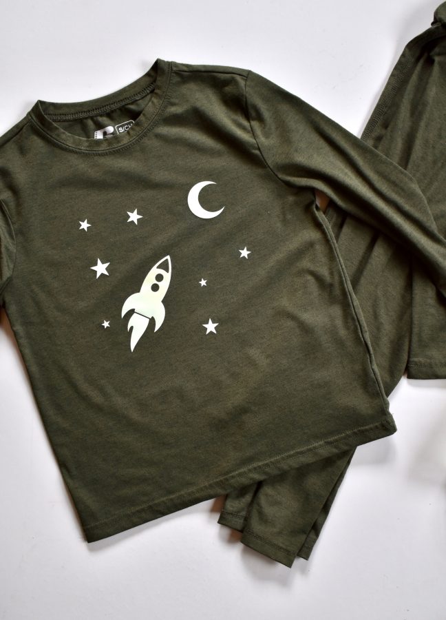 Light Up The Night In DIY Glow In The Dark Pajamas