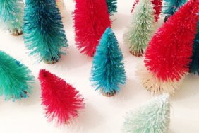 diy-dip-dyed-bottle-brush-trees.ohlovelyday.3