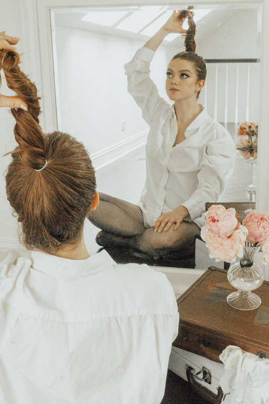 How To Style A Hair Bun For Spring (Without Product)