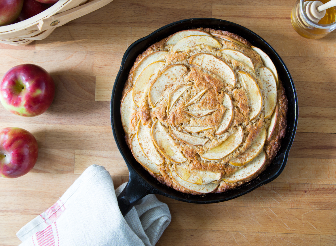 Apples and Honey Skillet Cake For Rosh Hashanah