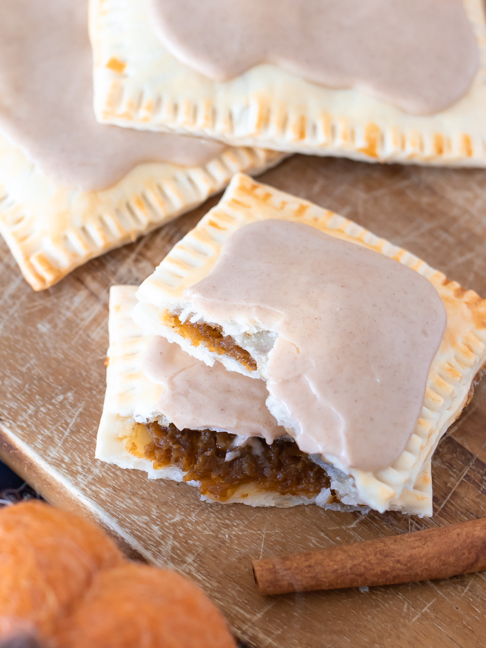 pumpkin pie pop tarts