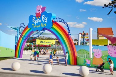 Peppa Pig Theme Park