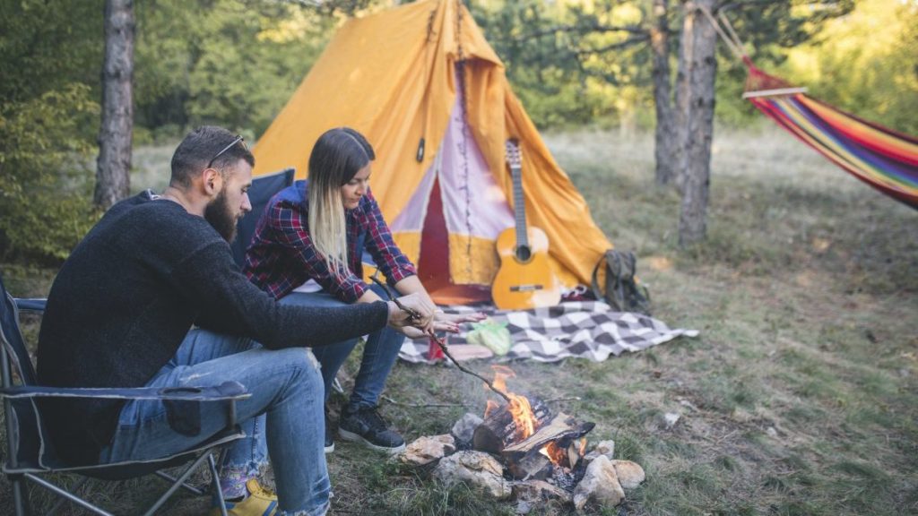 romantic activities for fall