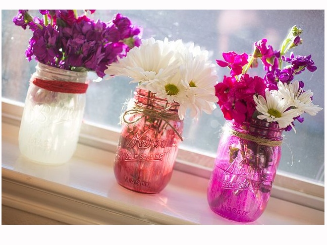 DIY Painted Mason Jars with Flowers