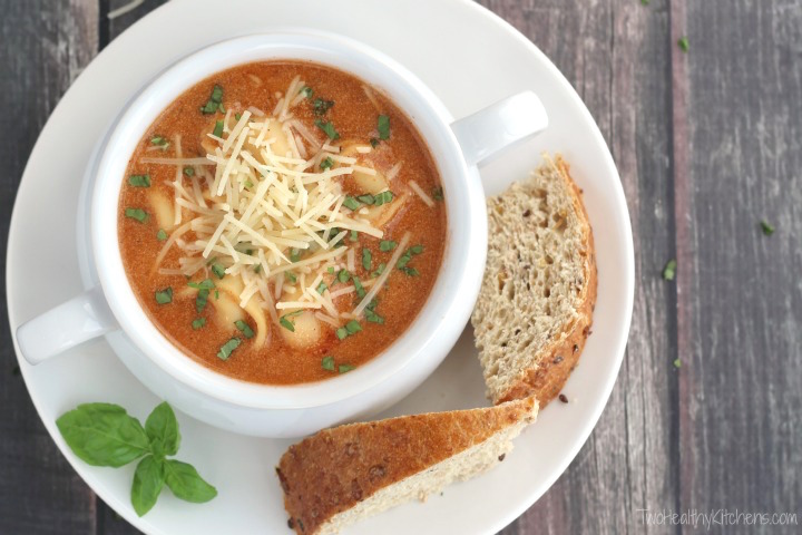 Tomato Basil Tortellini Soup