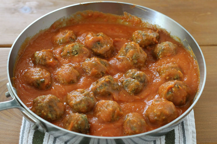 Mini Meatballs with Kale