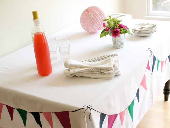 DIY Bunting Tablecloth