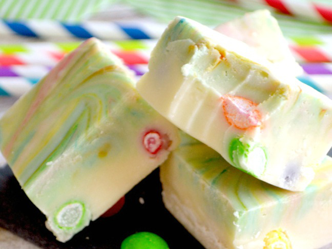 Skittles Rainbow Fudge