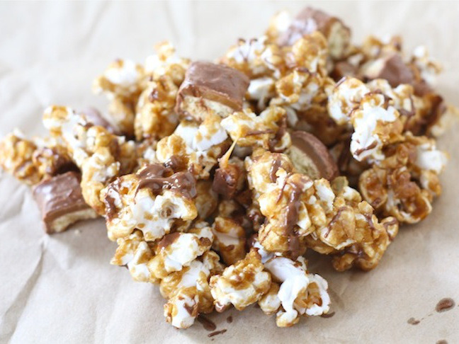 Twix Caramel Popcorn