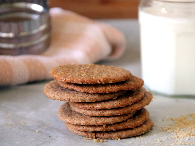 Ginger Maple Crisps