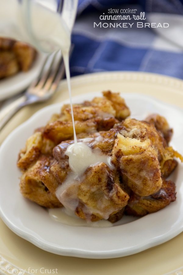 Slow Cooker Cinnamon Roll Monkey Bread