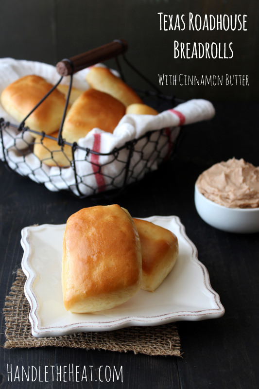 Texas Roadhouse Bread Rolls with Cinnamon Butter Copycat