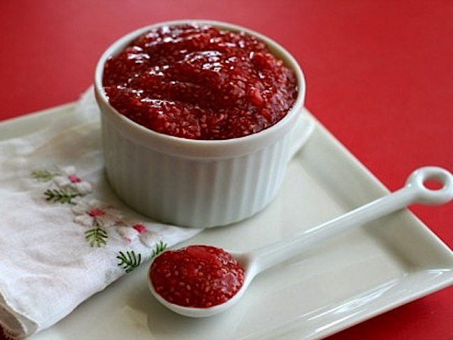 Raw Strawberry-Vanilla Chia Jam