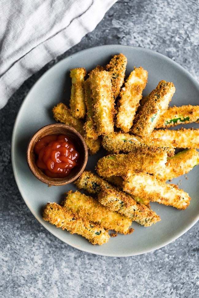 Air Fryer Parmesan Zucchini Fries