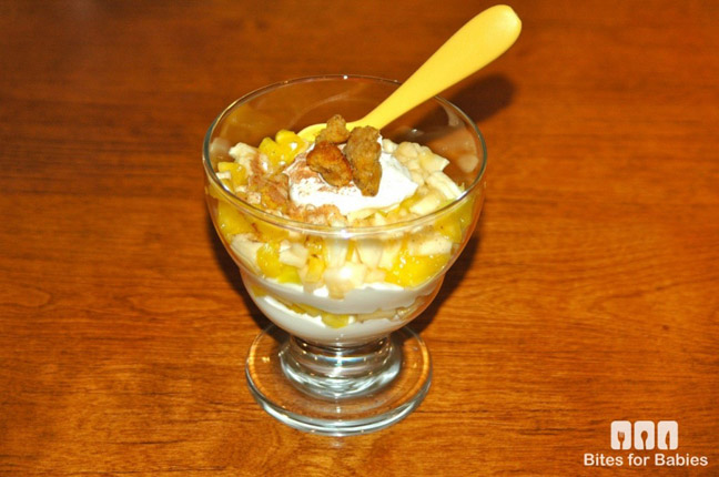 Apple Crumble Yogurt Parfait