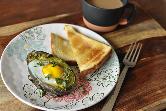 Avocado Baked Eggs Recipe