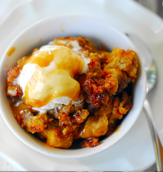 Slow Cooker Pumpkin Pecan Bread Pudding