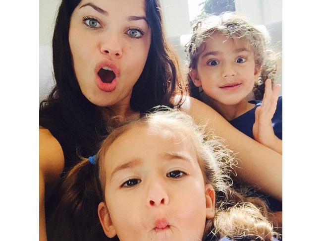 Adriana Lima & Sienna and Valentina Jarić